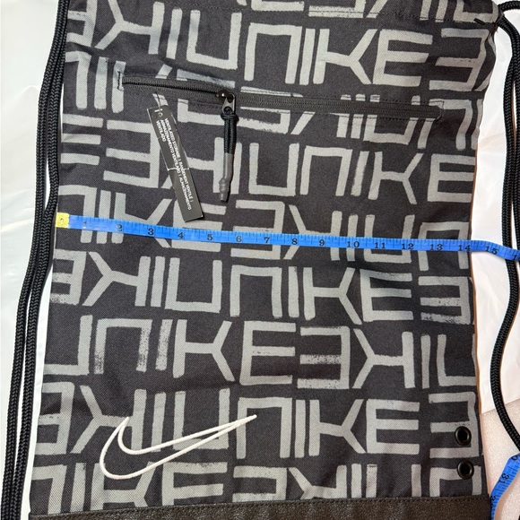 NWT Nike Black/Gray Logo Drawstring Gym Sack - Picture 9 of 10